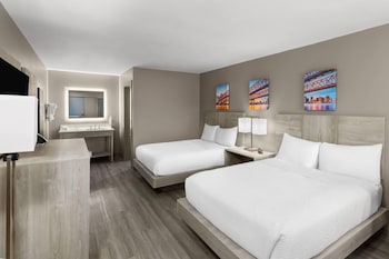 Room, 2 Double Beds, Non Smoking