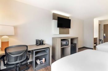 Business Room, 2 Double Beds, Non Smoking