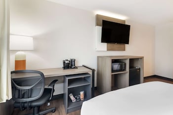 Standard Double Room, 2 Double Beds, Non Smoking