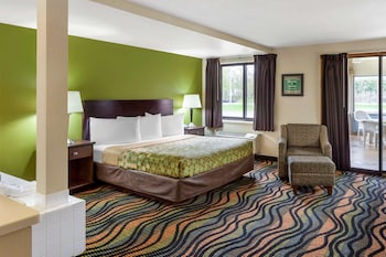 Suite, 1 King Bed with Sofa bed, Accessible, Non Smoking