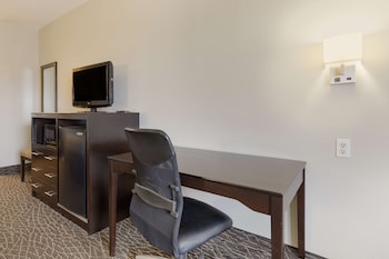 Standard Room, 2 Queen Beds, Non Smoking, Refrigerator & Microwave