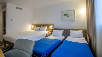Superior Room, Multiple Beds