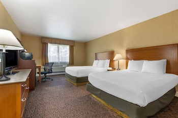 Standard Room, 2 Queen Beds, Refrigerator & Microwave, Pool View