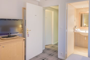 Family Room, Multiple Beds, Connecting Rooms (2 rooms close together)