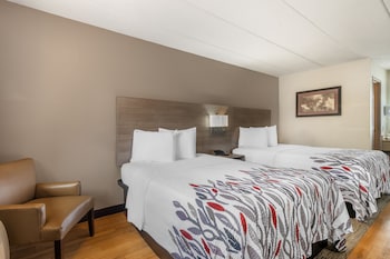 Standard Room, 2 Double Beds (Smoke Free)