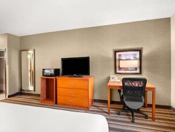 Deluxe Room, 1 King Bed, Non Smoking