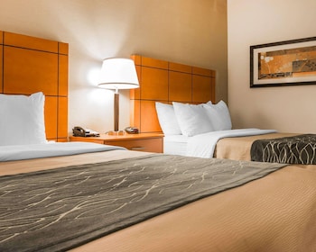 Standard Room, 2 Queen Beds, Non Smoking