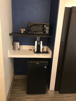 Standard Room, 1 King Bed (Leisure)
