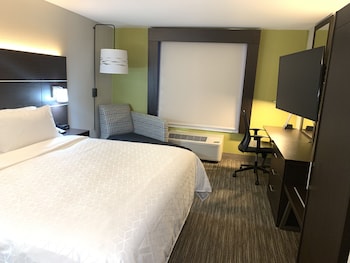 Standard Room, 1 King Bed (Leisure)