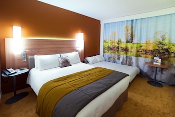 Family Room, Multiple Beds