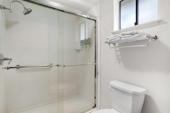 Standard Room, 1 King Bed, Non Smoking, Refrigerator & Microwave
