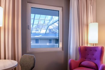 Standard Room (Atrium View)