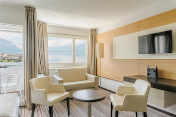 Junior Suite, Lake View (Classy)