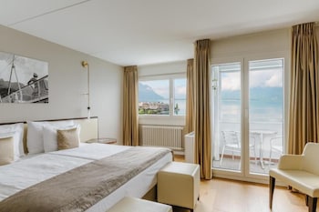 Suite, Lake View (Mona)