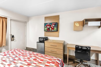 Deluxe Room, 1 King Bed (Smoke Free)