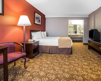 Standard Room, 1 Queen Bed, Non Smoking