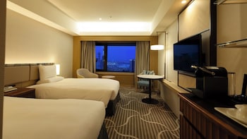 Standard Twin Room, Non Smoking (28-33F, Skyview floor)