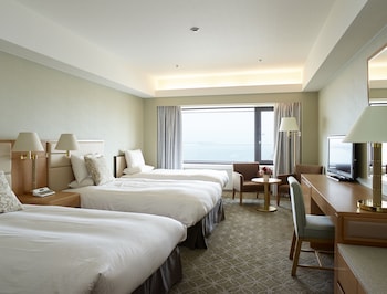 Deluxe Triple Room, Non Smoking (6-15F, Main floor)