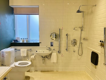 Traditional Room, Accessible
