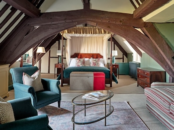 Suite (Manor)