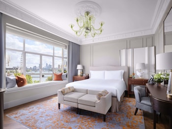 Grand Suite, 1 King Bed with Sofa bed, River View