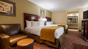 Standard Room, 2 Queen Beds, Non Smoking, Refrigerator & Microwave