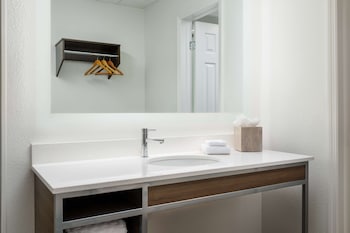 Standard Room, 1 King Bed, Non Smoking, Refrigerator & Microwave