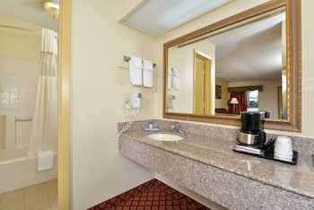 Room, 1 King Bed, Non Smoking