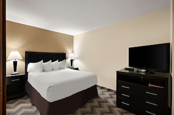Suite, Multiple Beds, Non Smoking, Refrigerator & Microwave