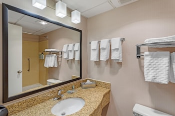 Standard Room, 2 Double Beds, Non Smoking, Refrigerator & Microwave