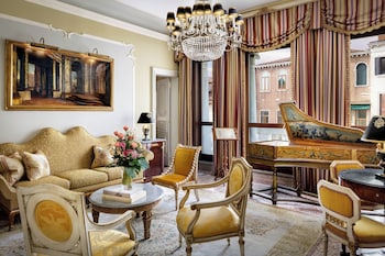 Heritage Suite