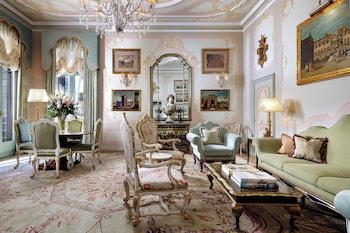 Palazzo Canal Suite