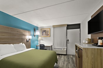Standard Room, 1 Queen Bed