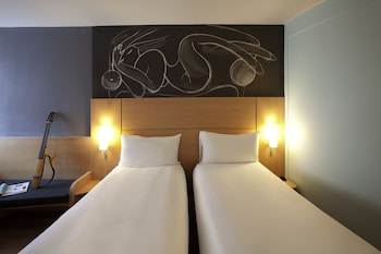 Standard Room, 2 Twin Beds