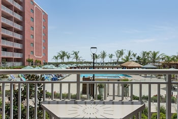 Suite, 2 Queen Beds, Hearing Accessible, Pool View (Communications)