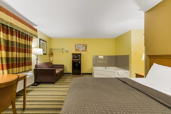Suite, 1 King Bed, Non Smoking