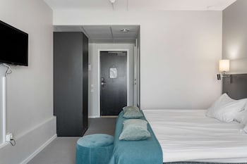 Classic Room, 1 Queen Bed, Non Smoking