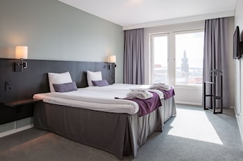 Deluxe Room, 2 Twin Beds, Non Smoking