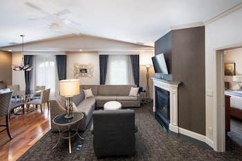 Suite, Multiple Beds, Non Smoking, Kitchen (Living Room;with Sofabed)