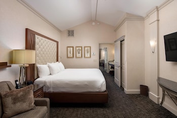 Suite, Multiple Beds, Non Smoking, Refrigerator & Microwave (with Sofabed)