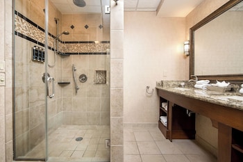 Suite, 1 King Bed, Non Smoking, Refrigerator & Microwave (with Sofabed)