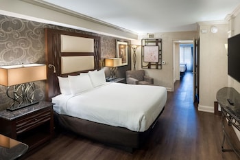 Suite, Multiple Beds, Accessible, Non Smoking