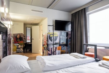 Twin room for Single use