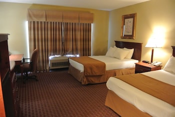 Standard Room, 2 Queen Beds, Non Smoking