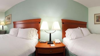 Standard Room, 2 Queen Beds, Accessible (Communication, Roll-In Shower)
