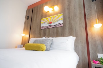 Economy Room