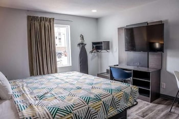 Standard Room, 1 King Bed, Accessible, Non Smoking
