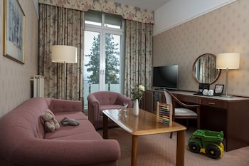 Superior Family Room