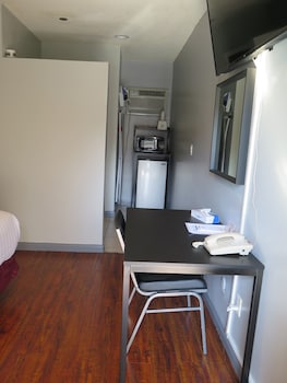 Deluxe Room, 2 Double Beds, Non Smoking