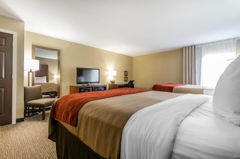 Standard Room, 2 Queen Beds, Non Smoking